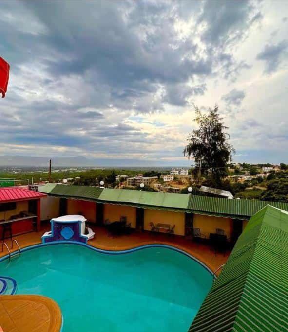 Vivy Hill'S Hotel ポルトープランス エクステリア 写真